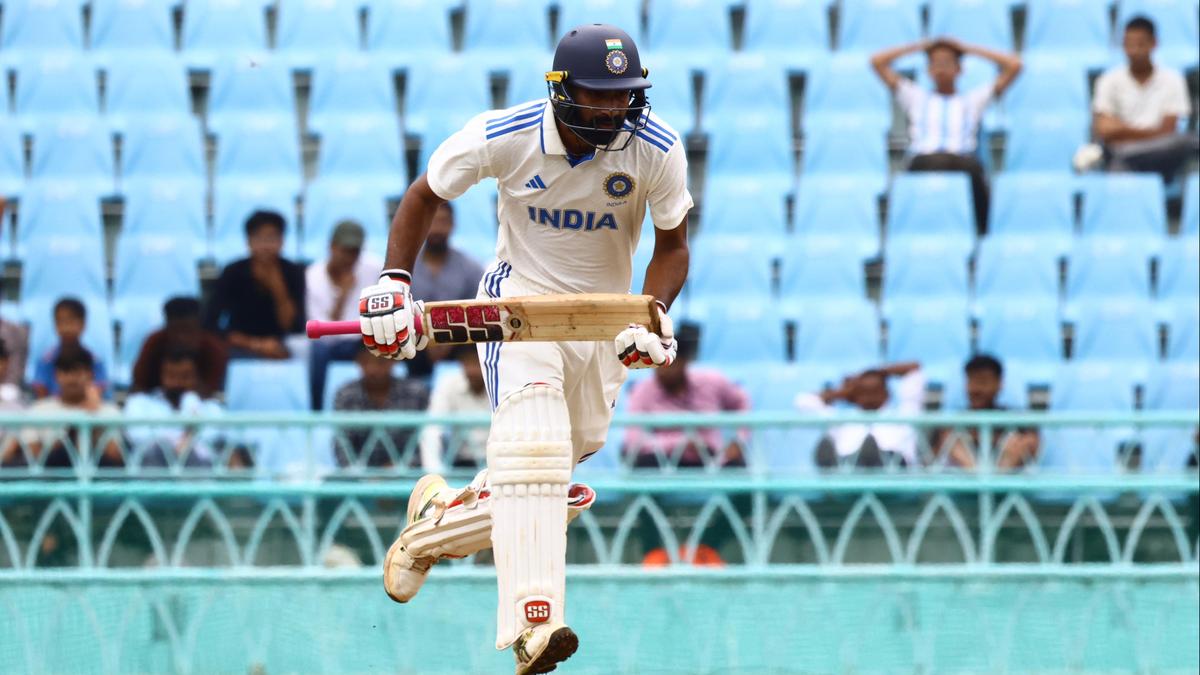 India A vs Australia A Live Score Day 2, 1st unofficial Test: IND-A 116/1, trails AUS-A by 416; Rain stops play